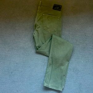 AG Men’s 32x34 Green Khakis